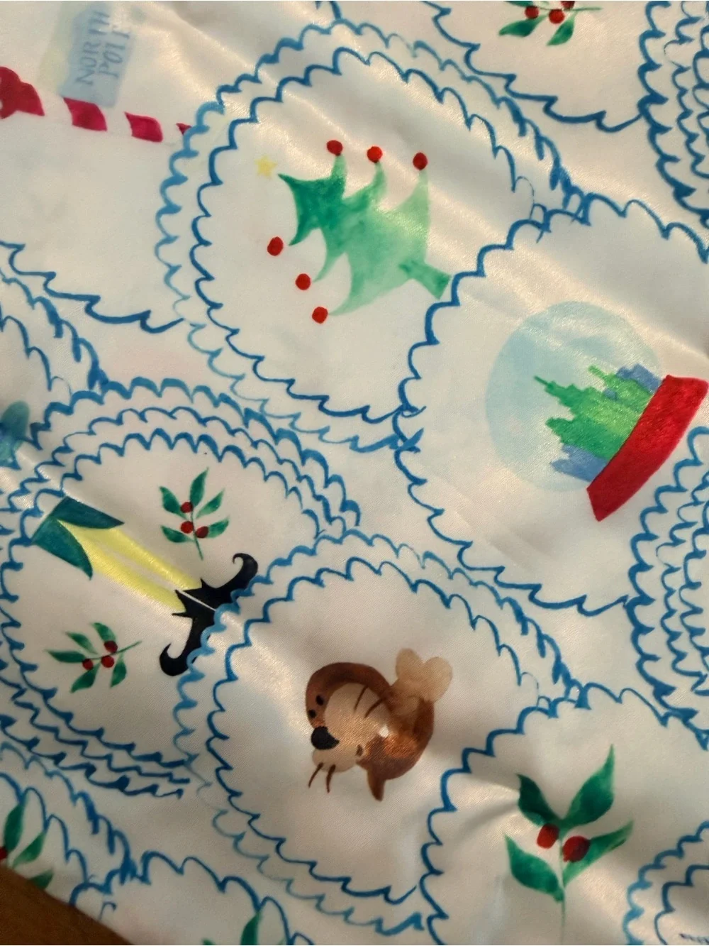 Kitsch Elf Satin Pillowcase with zipper for skin & hair | Standard size NWT